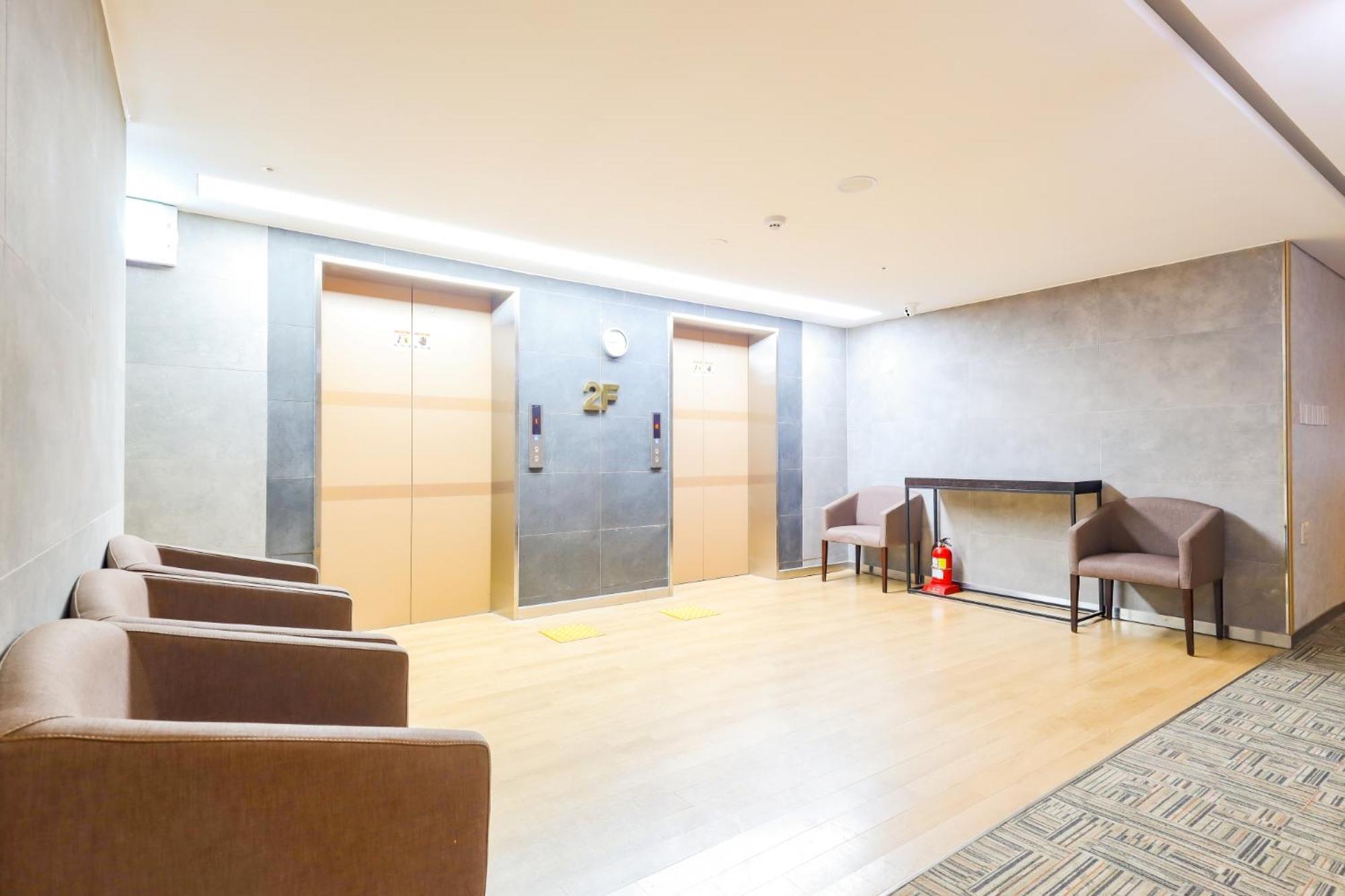 From H The Best Hotel Jeju Seongsan Seogwipo Exterior photo