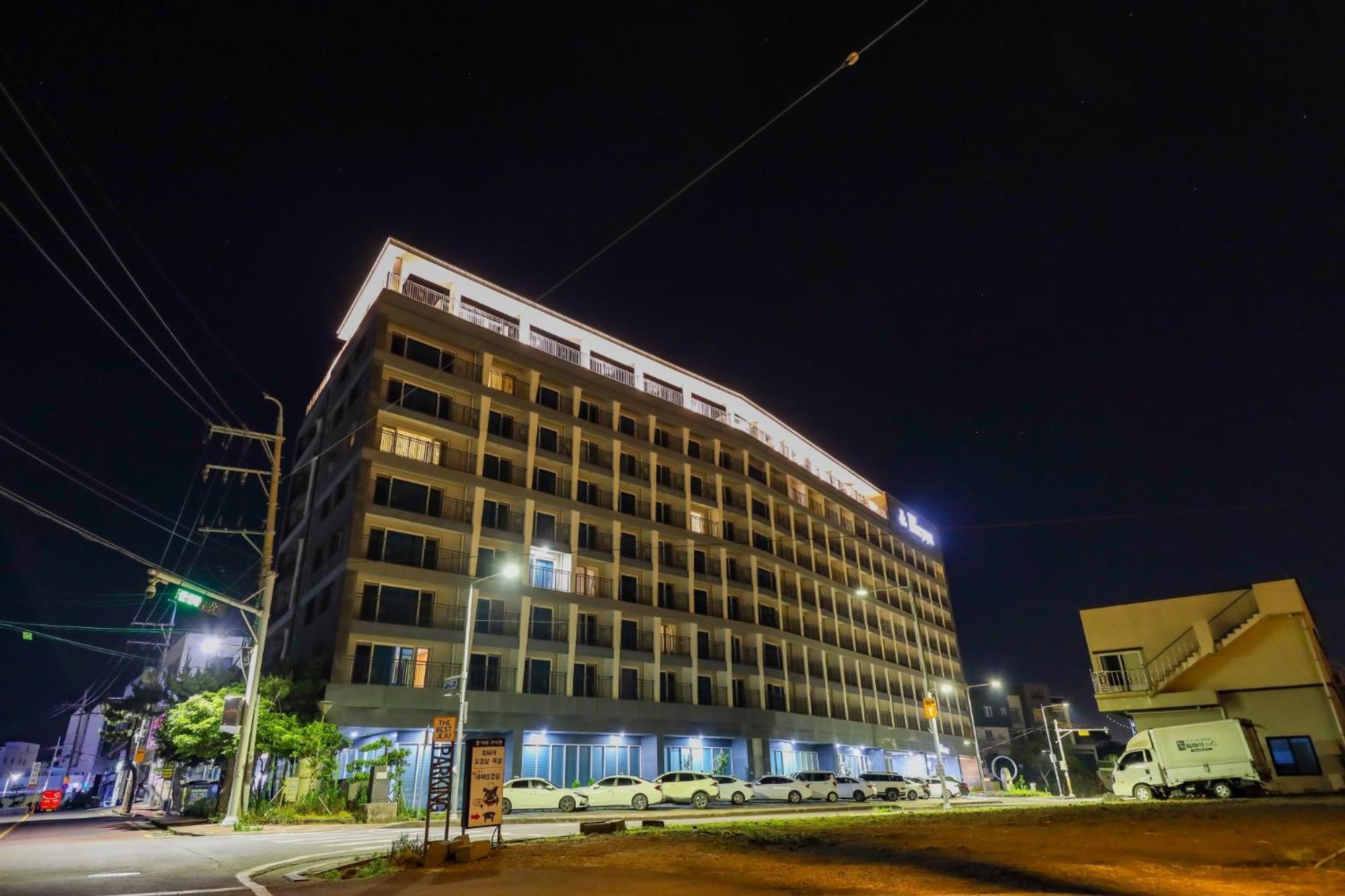 From H The Best Hotel Jeju Seongsan Seogwipo Exterior photo
