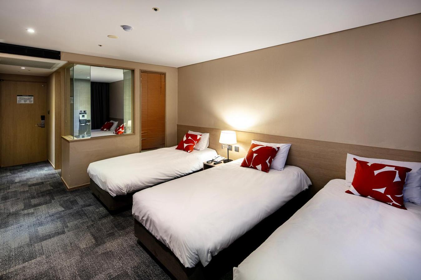 From H The Best Hotel Jeju Seongsan Seogwipo Exterior photo