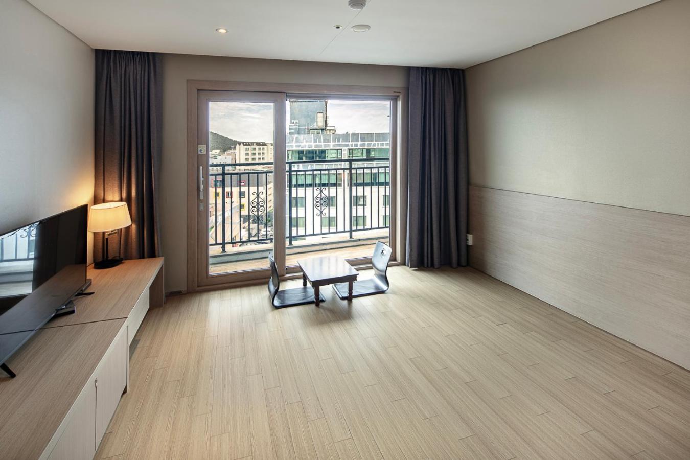From H The Best Hotel Jeju Seongsan Seogwipo Exterior photo